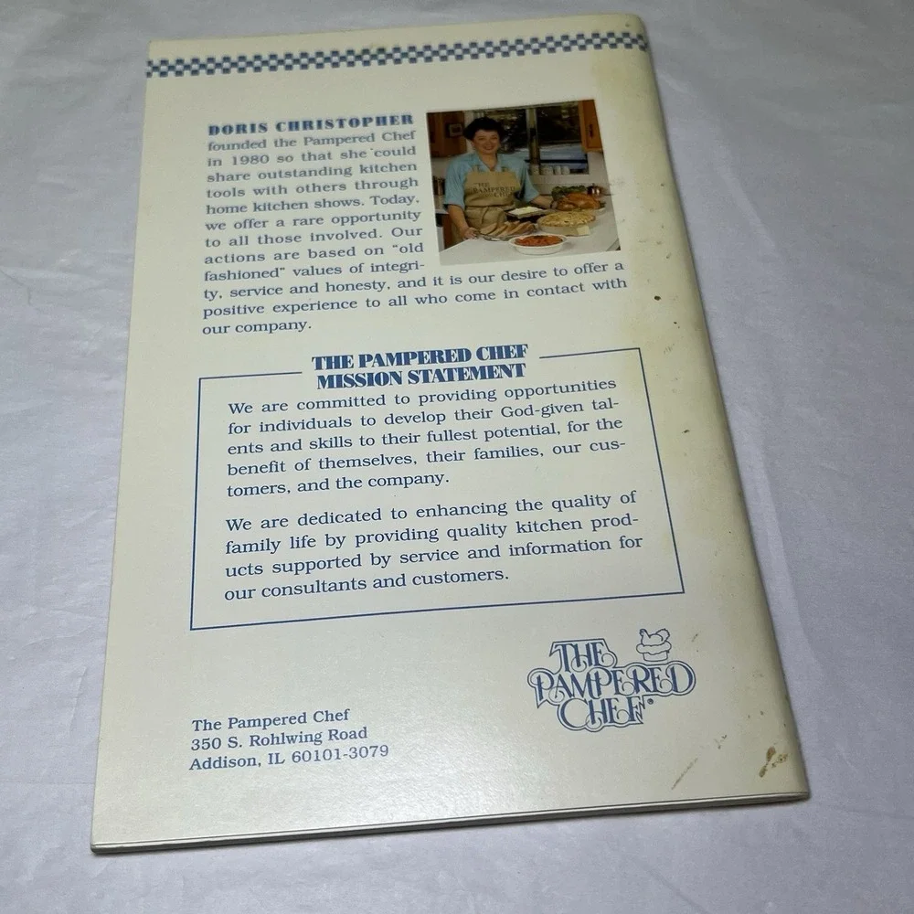 Vintage The Pampered Chef Favorites‎ Cookbook 1992 Recipes Meal Time Food Prep